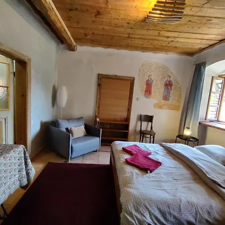 Krumlov House Casa de hóspedes 3*