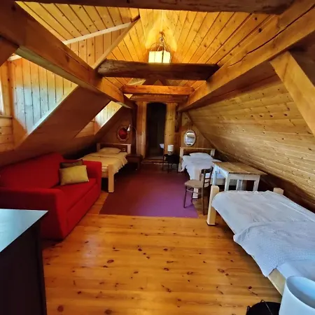 Krumlov House Casa de hóspedes 3*