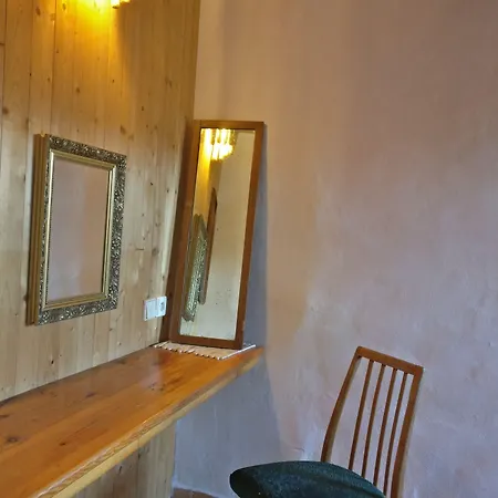 Krumlov House 게스트하우스 3*